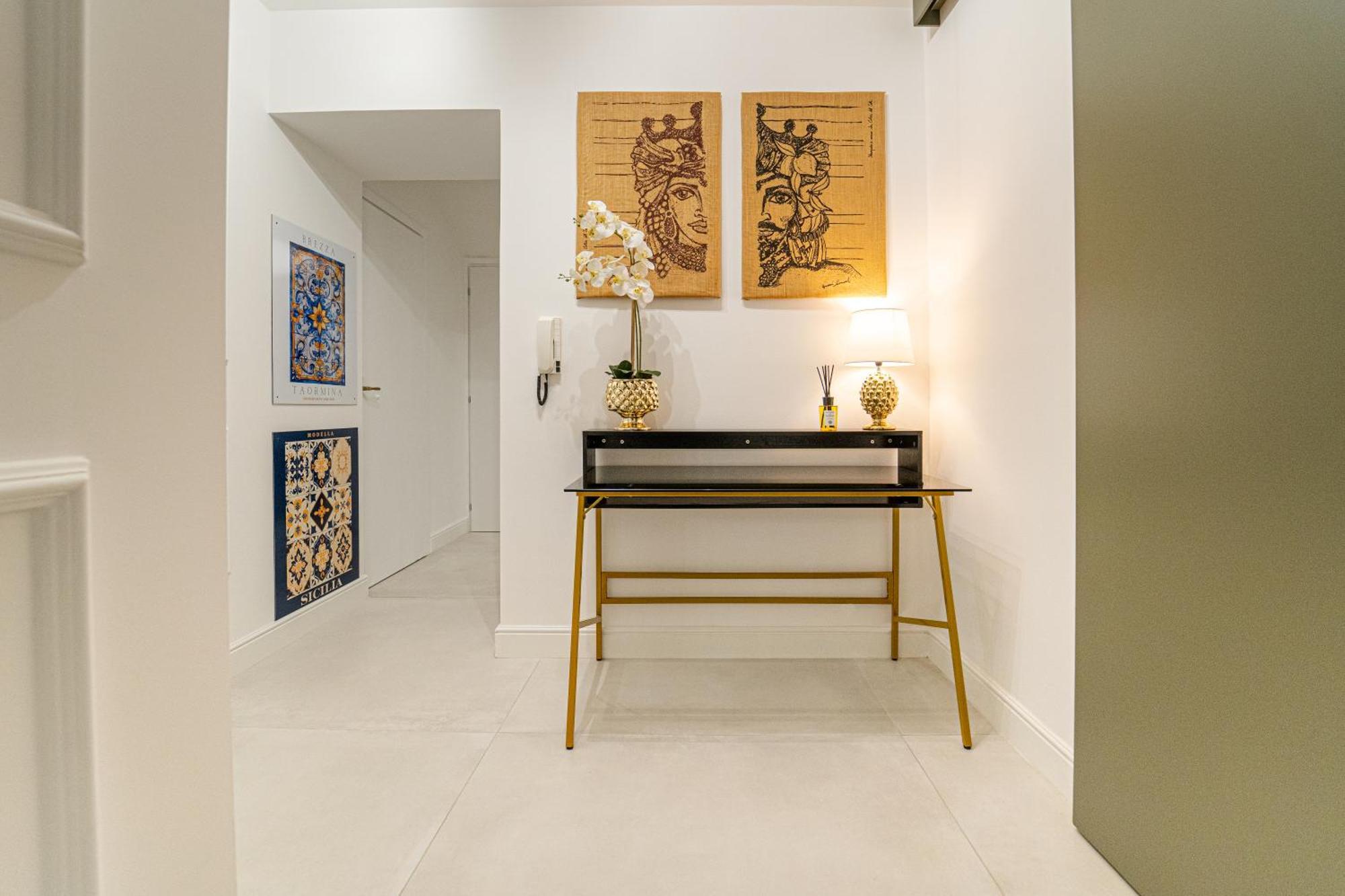 Johnny'S Suites Taormina Beach Bay 外观 照片