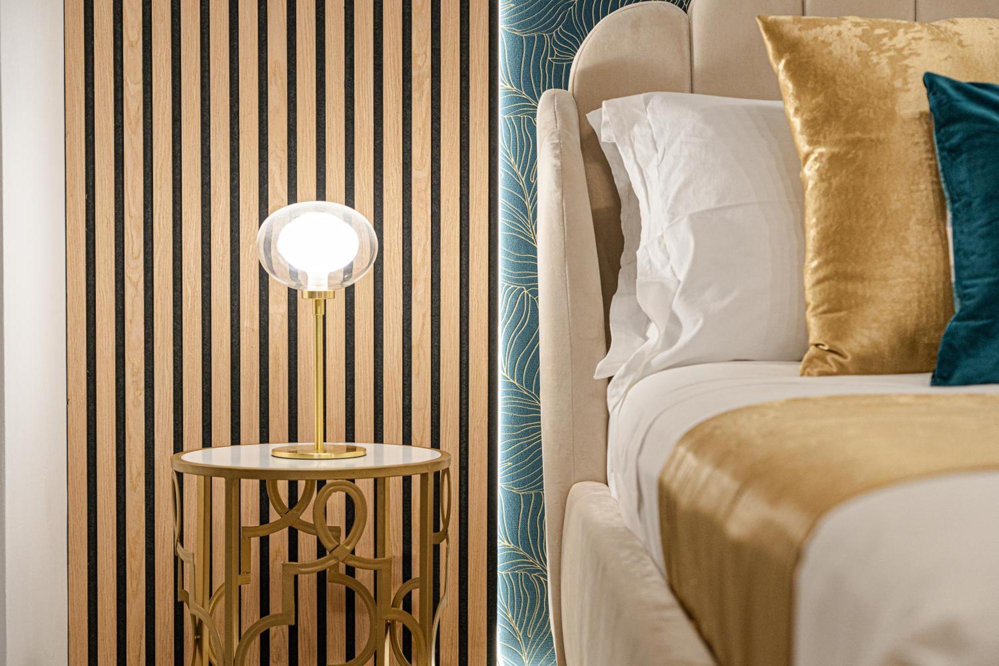 Johnny'S Suites Taormina Beach Bay 外观 照片